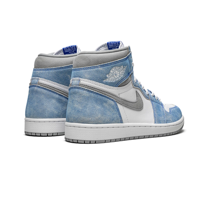 Air Jordan 1 High Hyper Royal